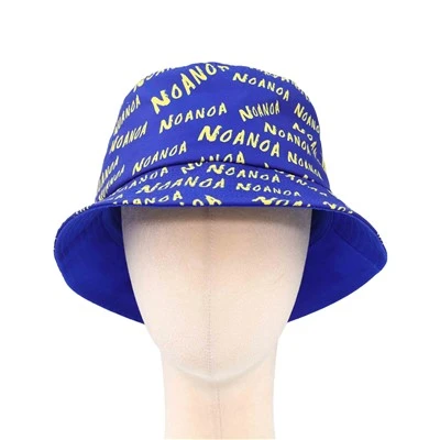 Pălărie cu găleată cu un marcă albastru închis